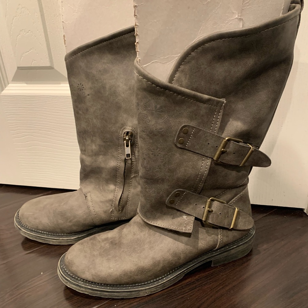 Authentic American Heritage Faux leather boots